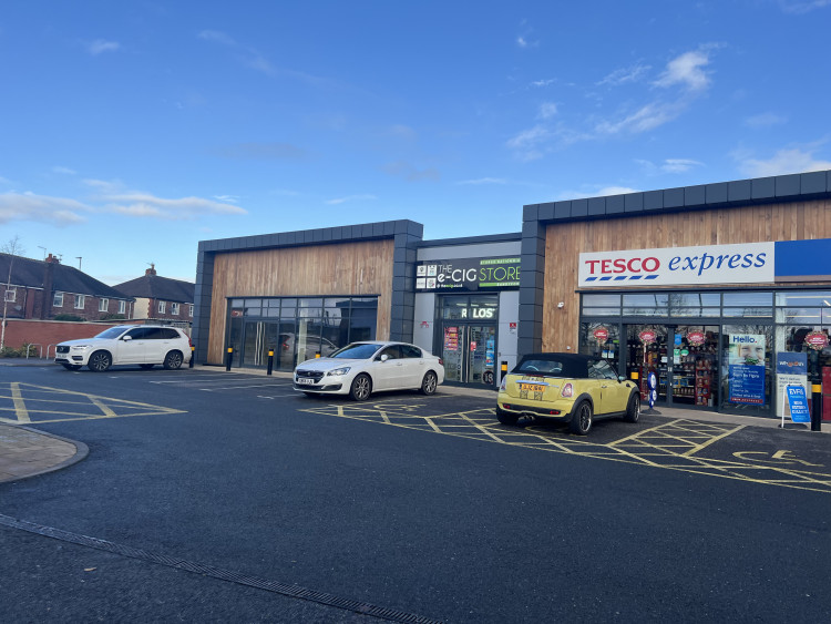 Dominos will open a new store in Sandyford, if plans are approved by the city council (Nub News).