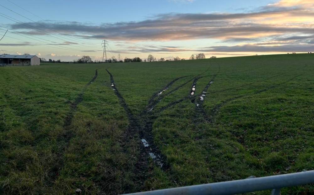 Damage was caused to the land and fences during the incident on land off Birmingham Road (image via Kenilworth and Warwick Rural Police)