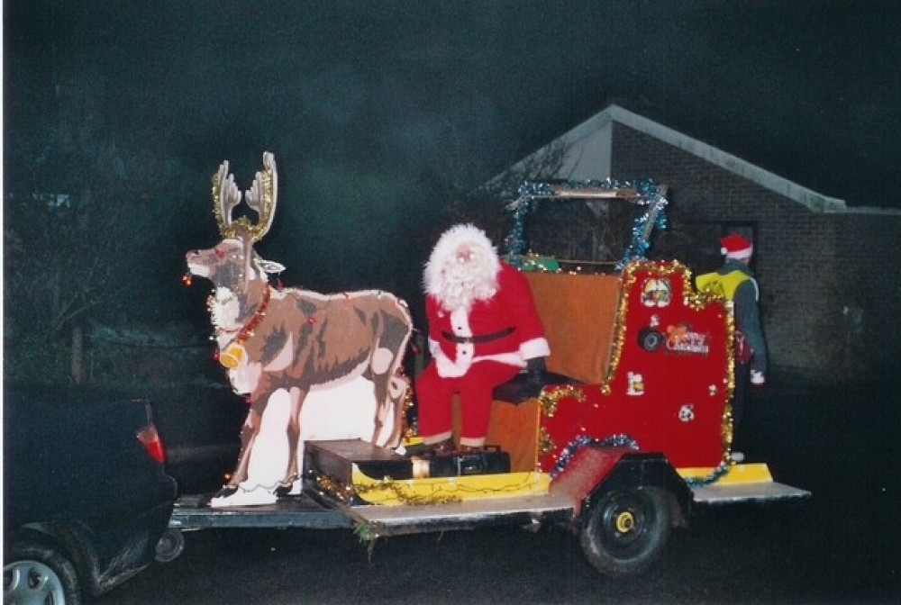 Santa Sleigh with the Ashby and Coalville Lions across the Coalville and Ibstock area Santa Sleigh with the Ashby and Coalville Lions across the Coalville and Ibstock area
