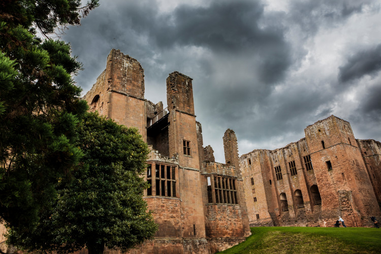 The windy weather this weekend means Kenilworth Castle will remain shut (image via English Heritage)