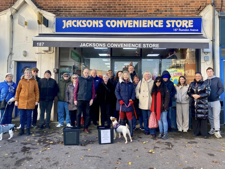Residents before setting out on their mission to Thurrock's town hall. 