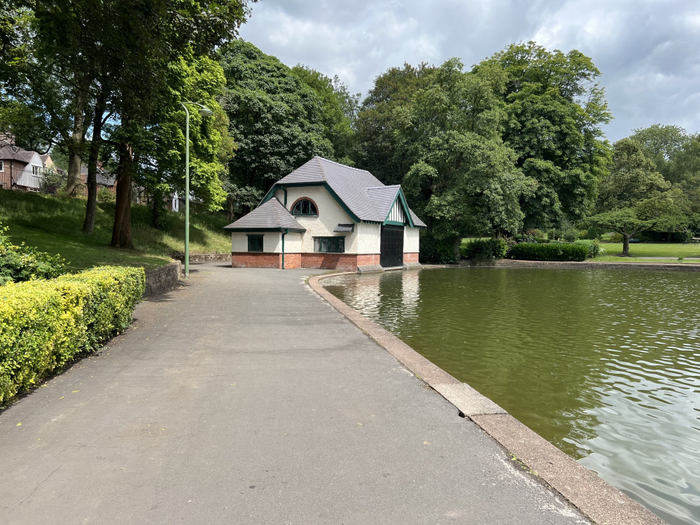 A vacant boathouse in Tunstall Park is set to become a new café (Nub News). A vacant boathouse in Tunstall Park is set to become a new café (Nub News).