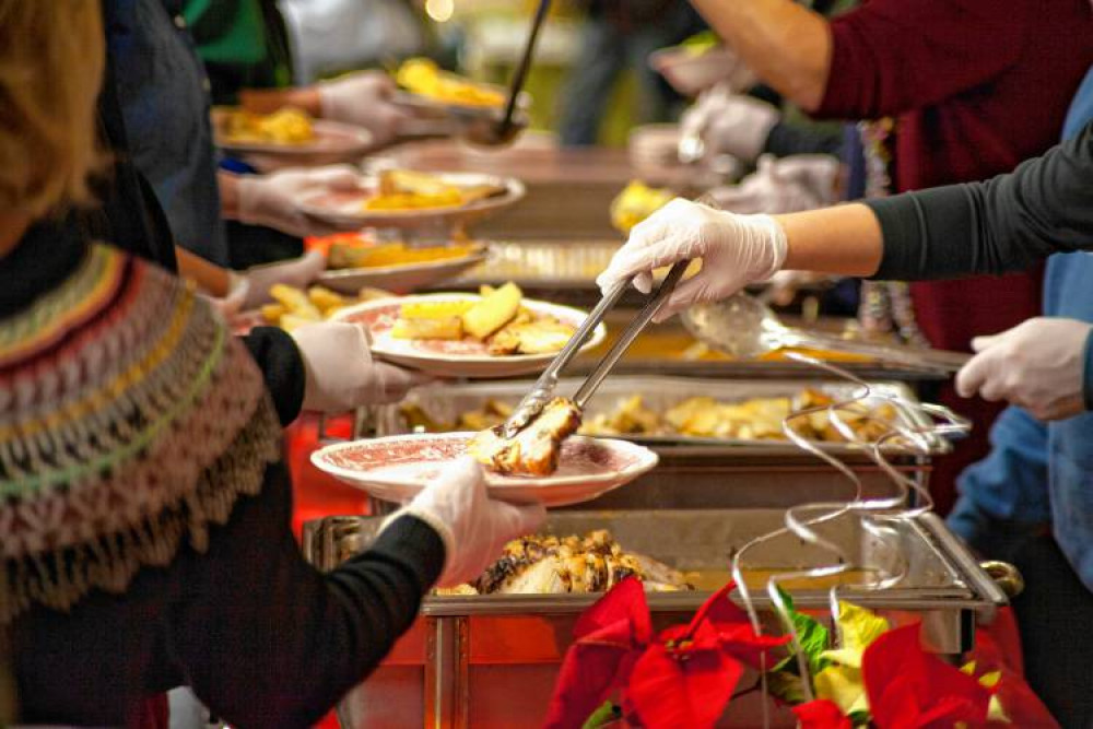 Glastonbury Town Council, in collaboration with dedicated volunteers, is hosting a festive Community Christmas Lunch. 