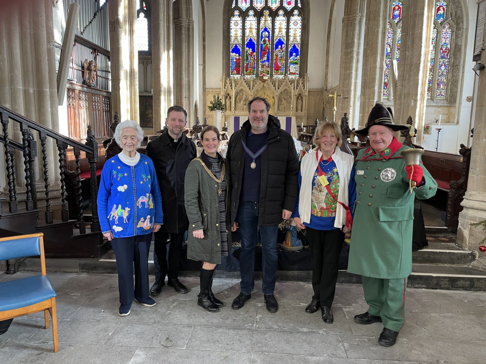 The Mayor of Wells, Councillor Jasmine Browne, and Town Crier Len Sweales at the opening of the St Cuthbert's Crib Festival. (Wells City Council) 