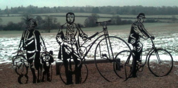 The 'portrait bench' was installed in 2013 (image via University of Warwick)