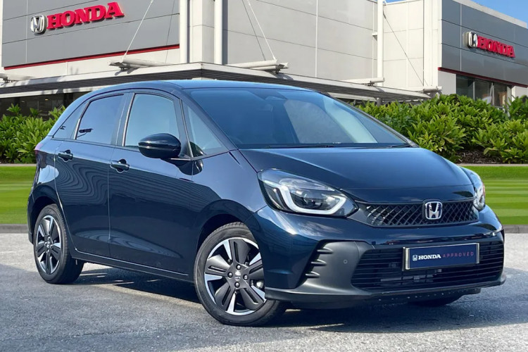 Swansway's car of the week is the approved used Honda Jazz Advance eCVT - a perfect combination of style, practicality and efficiency (Image - Swansway Honda Stockport)