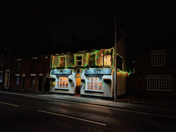 Firefighters were called to The Cricketers Arms in Sandbach. (Photo: Nub News) 