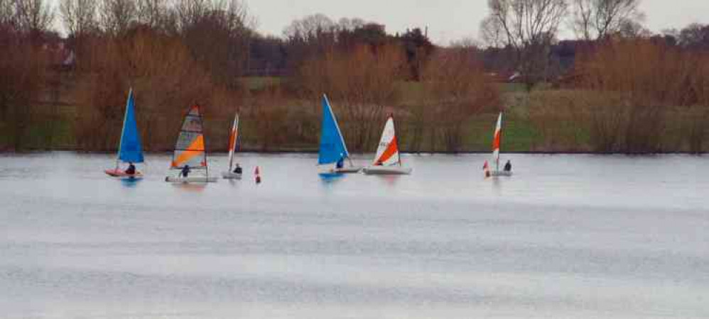 Sailing on Alton Water