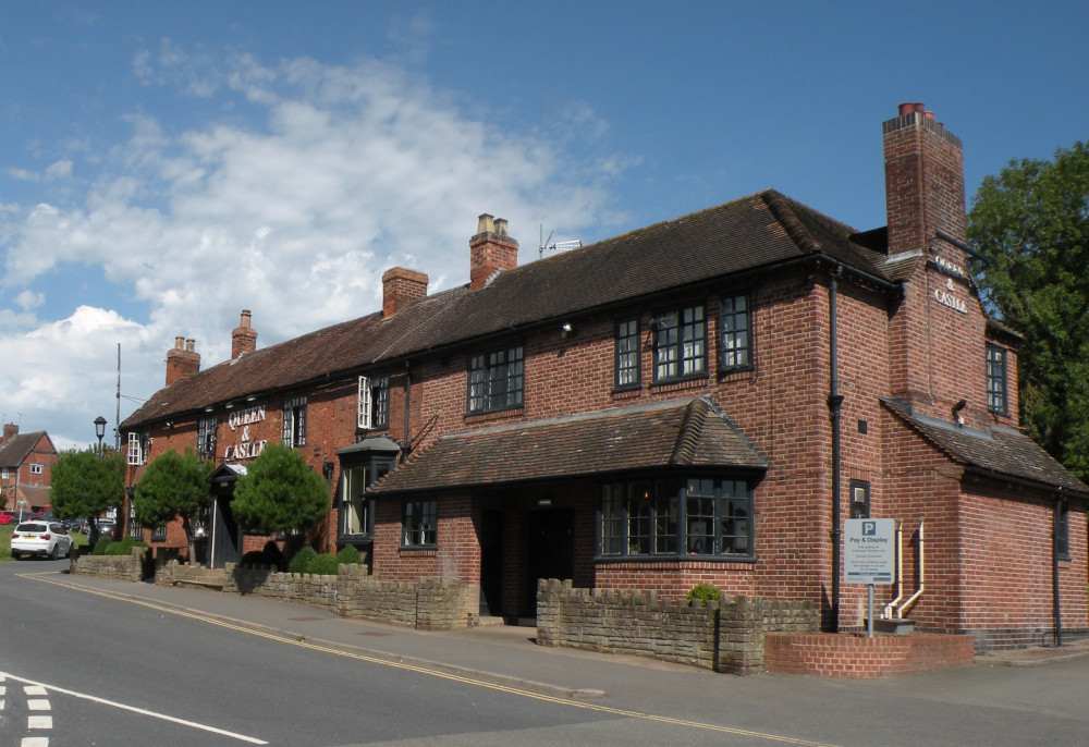 Queen & Castle is one of the local businesses to receive the top hygiene rating in the last few months (image by James Smith)