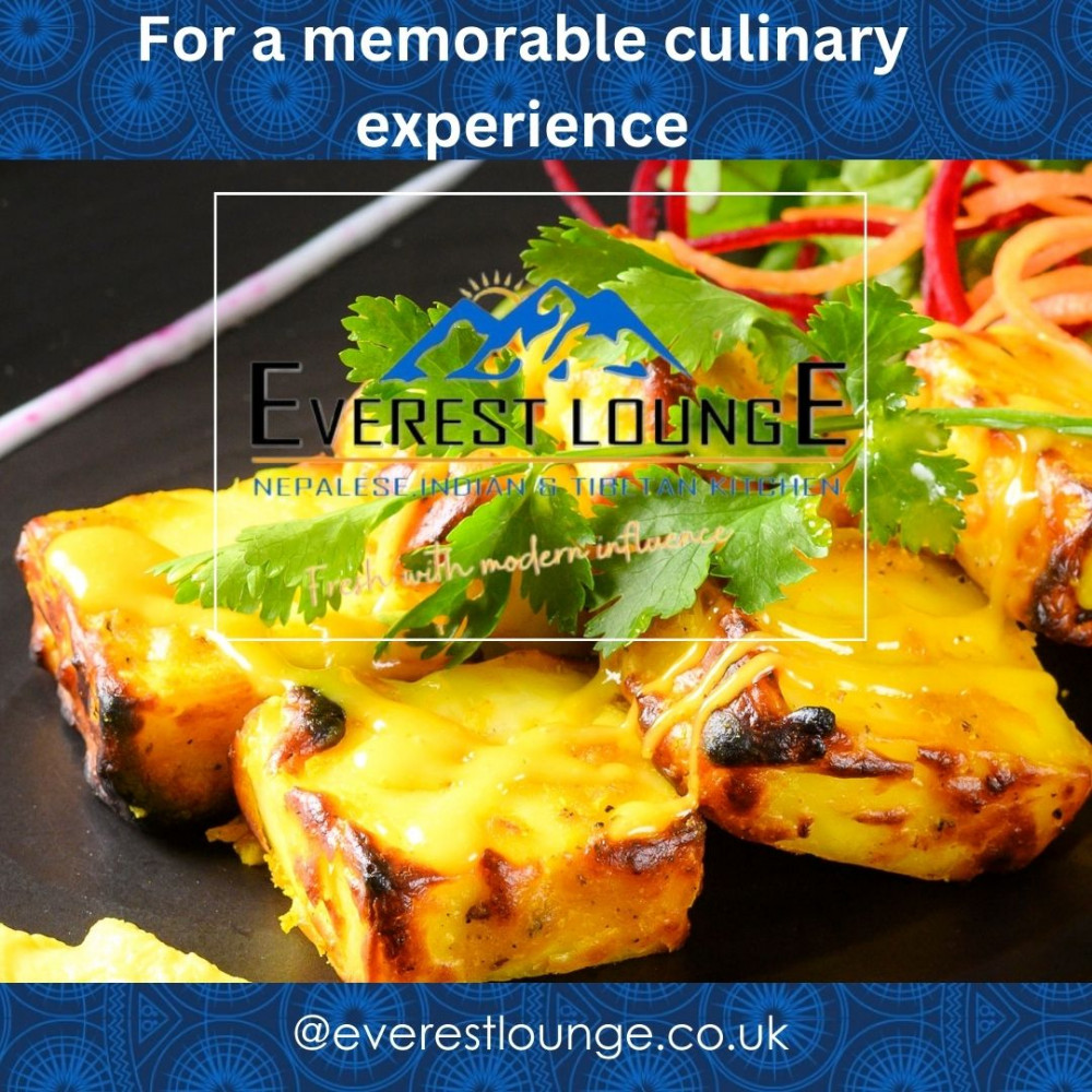 Everest Lounge Everest Lounge
