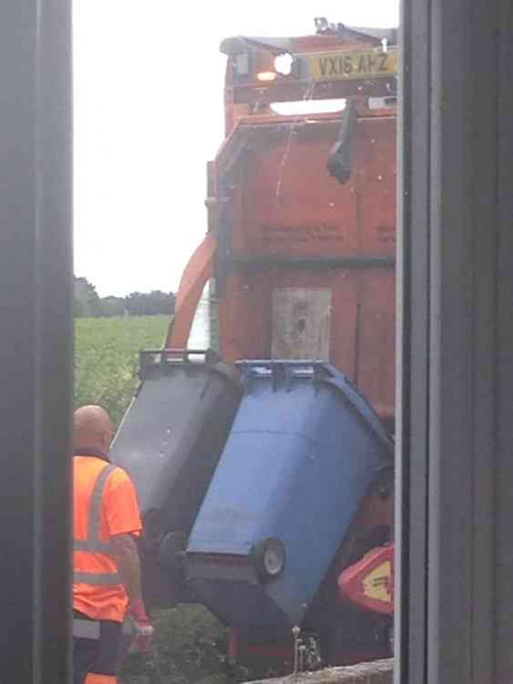 Bins being emptied down Wades Lane