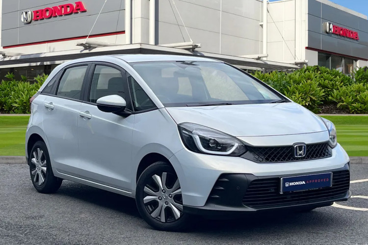 Swansway Honda Stockport presents their car of the week - the Honda Jazz Elegance, finished in Premium Sunlight paintwork (Image - Swansway Garages)