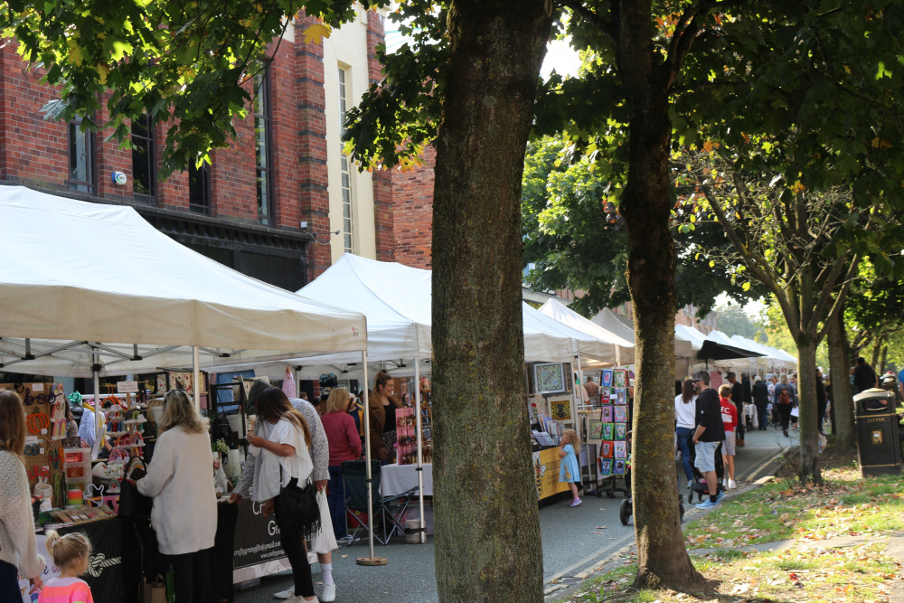 The market will return to Alderley Road in Wilmslow on Saturday 15 February for the first time of 2025 (Wilmslow Nub News).