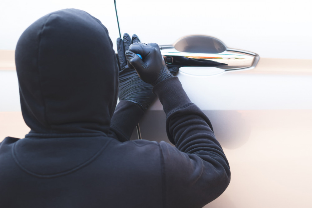 Police have issued a warning amid a spate of burglaries (Credit: Canva)