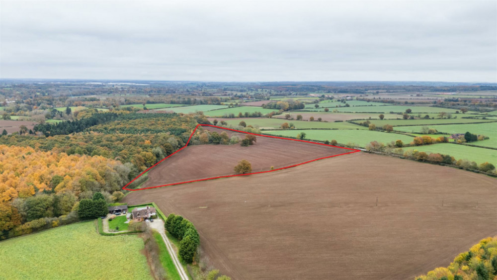 The piece of land fronts onto Stoneleigh Road (image via Right Move)