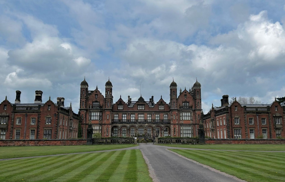 Capesthorne Hall (Credit: Nub News)