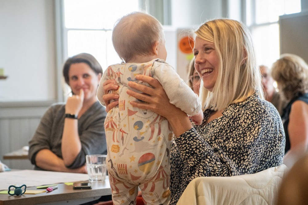 Parent and baby event, Frome Town Hall (photo: Sebastian Solberg)