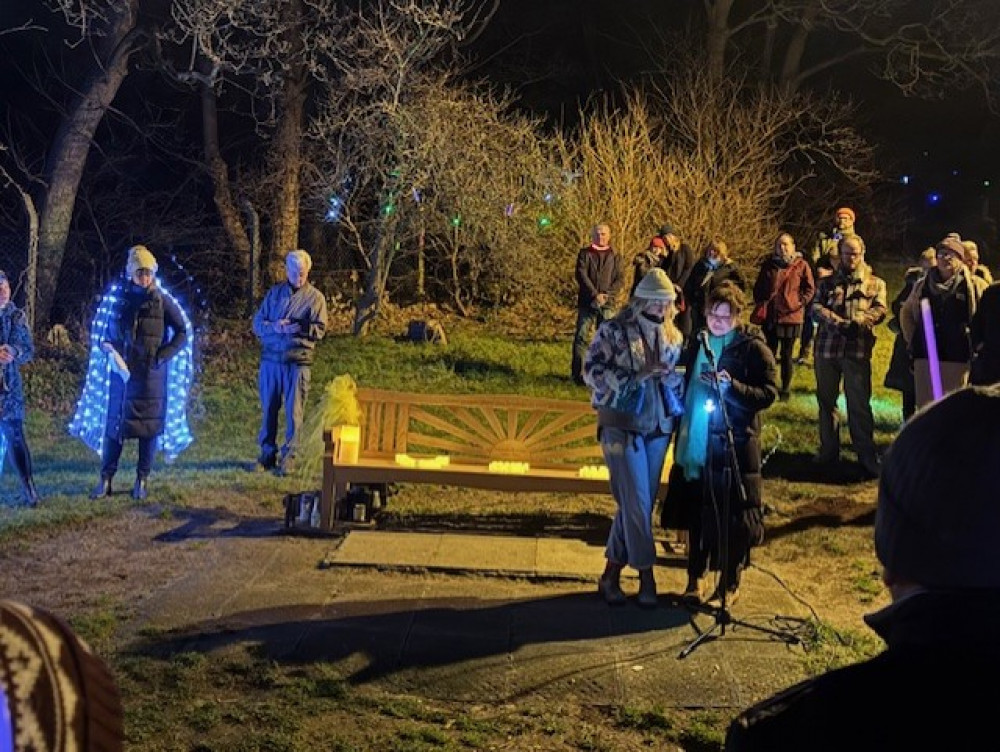 The bench, funded by the local community, bears the inscription: “Some people who shine too brightly can never be forgotten”