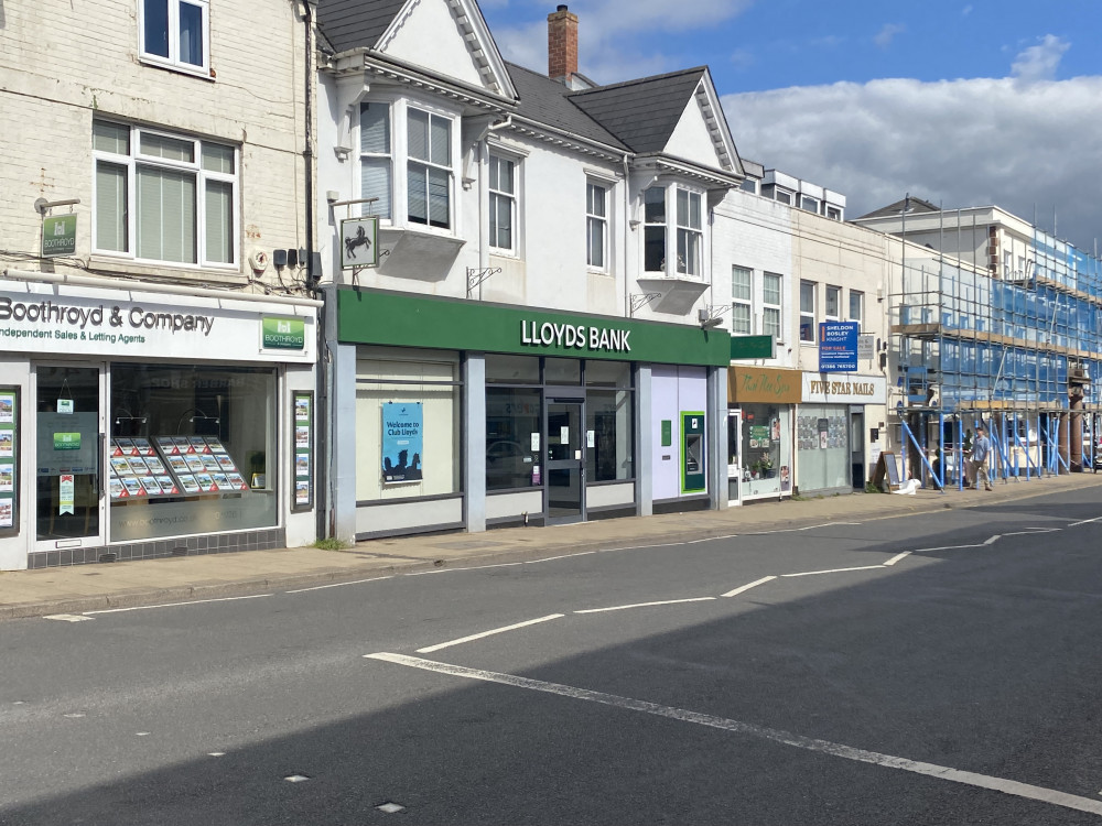 Kenilworth's Lloyds is one of 45 to be axed across the country (image by Nub News)