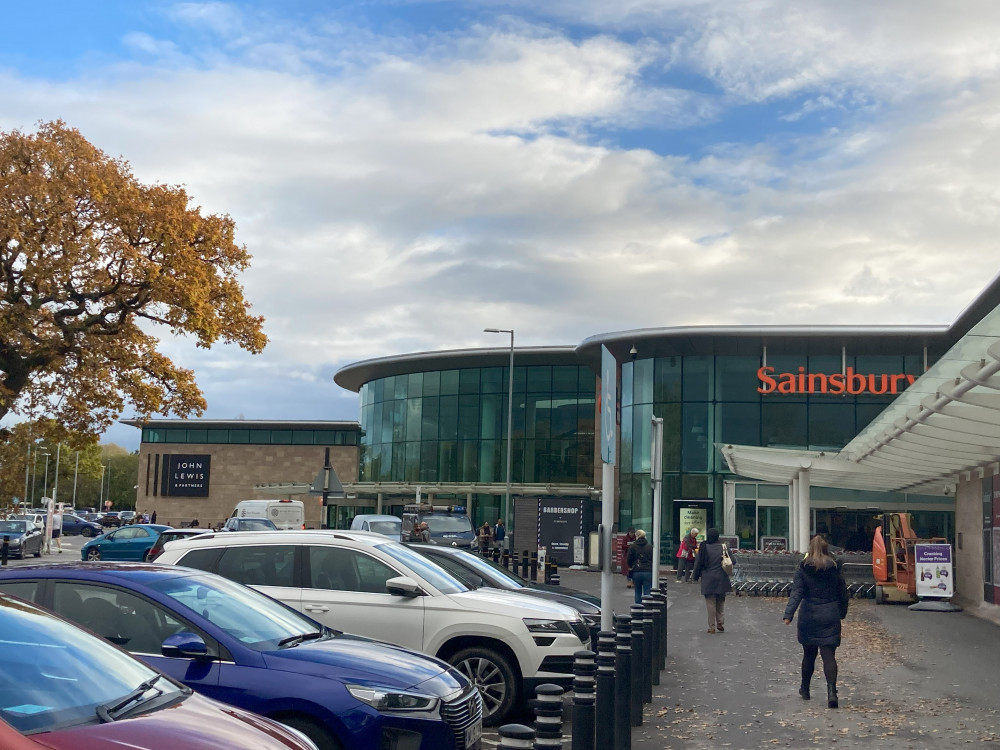 A 19-year-old has been has been charged with assault, dangerous driving and possession of a class B drug, following an incident at Cheadle Royal retail park on Saturday 25 January around 11.55pm (Image - Nub News, 2023)