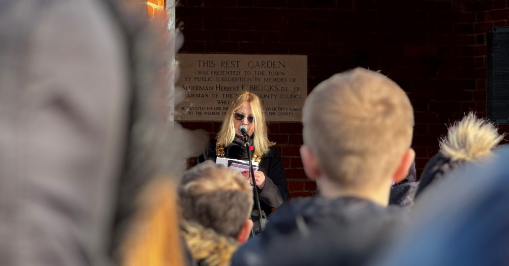 Mayor Cllr Kairen Raper addressed an audience including local schoolchildren - many of who took part in the commemoration. 