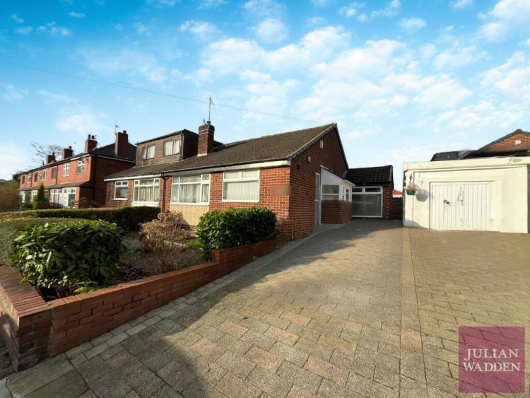 Our property partner Julian Wadden presents this property of the week - a cosy corner bungalow in South Reddish (Image - Julian Wadden)