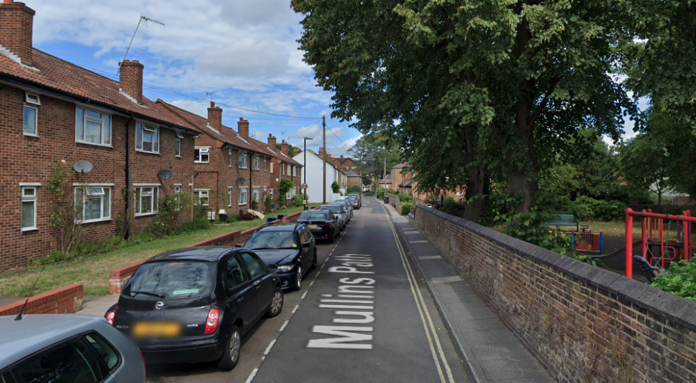 The fight took place around Mullins Path in Mortlake (credit: Google Maps). The fight took place around Mullins Path in Mortlake (credit: Google Maps).