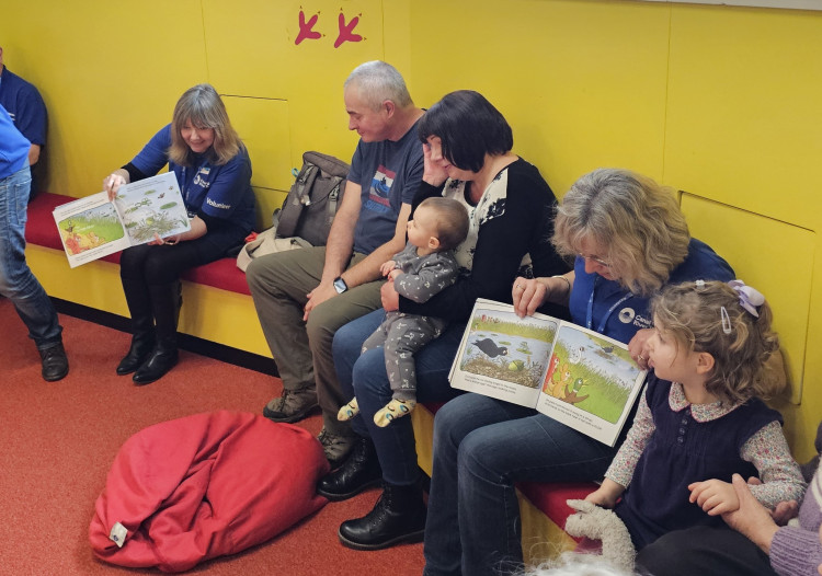 The Canal & River Trust is hosting water safety storytelling sessions at Cheshire East libraries (Credit: CRT)