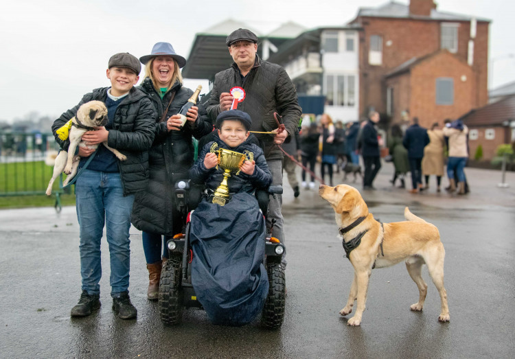 Warwick Racecourse Dog Friendly Horse Racing Fixture returns this March (image supplied)