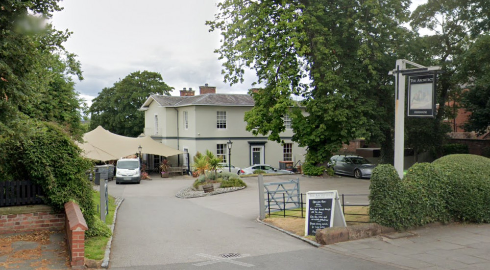 The outdoor area currently closes at 9pm, with customers being asked to move inside if they wish to continue drinking (Image via: Google Maps)