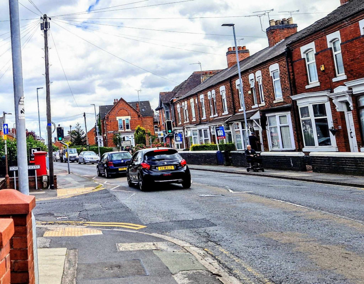 On Thursday 27 February, Cheshire Police received reports of a collision on Hungerford Road, involving a DPD delivery van and male pedestrian (Nub News).