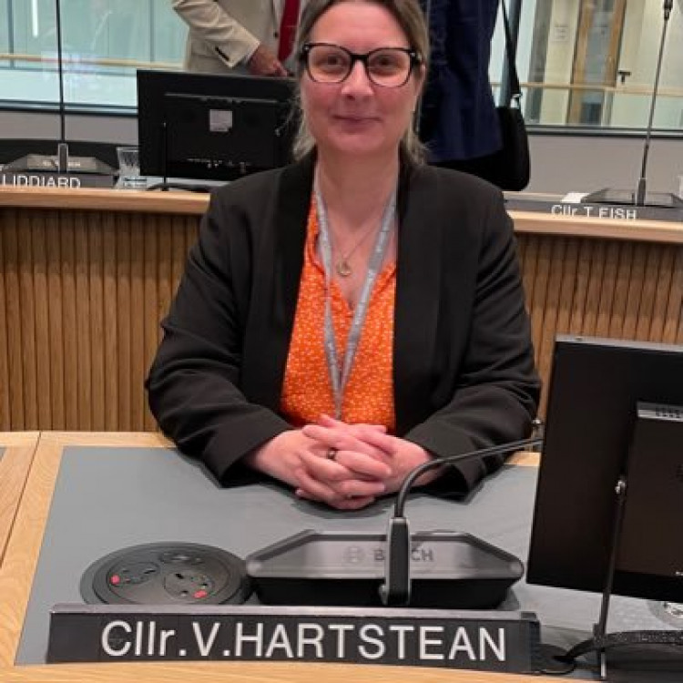 Cllr Vikki Hartstean