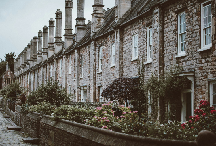 Vicars Close in Wells (Unsplash) 