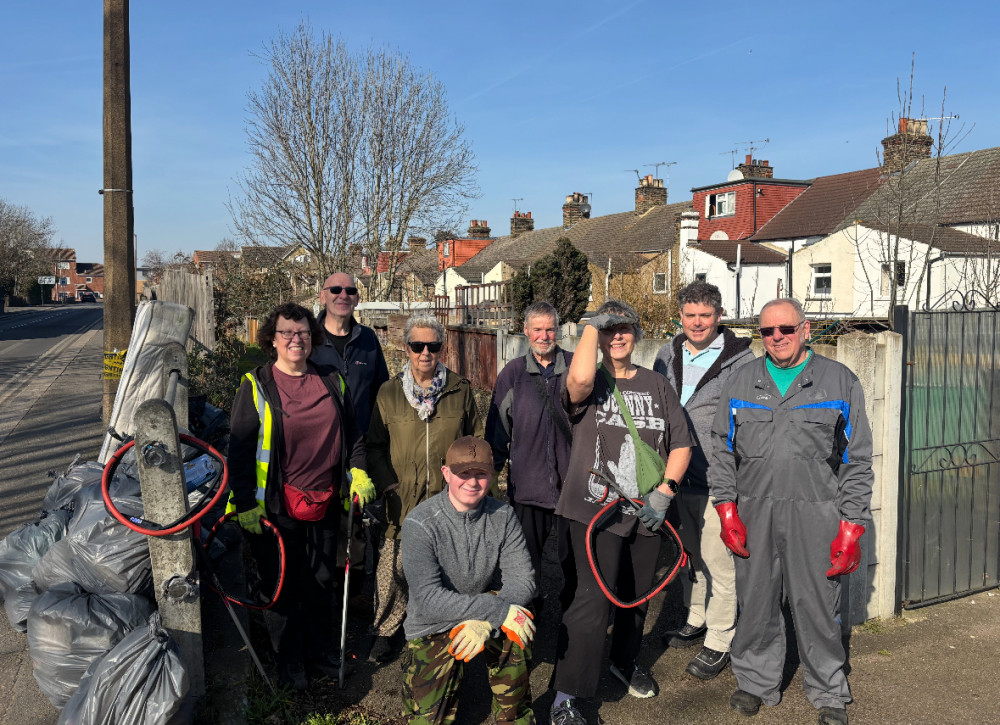 From left: Jacqueline Watkins, Steve Catchpole, Lynda Whebbly, John Seymour, Tina Holland, John Kent, Ian West. Kneeling at the front Alexander Savage.