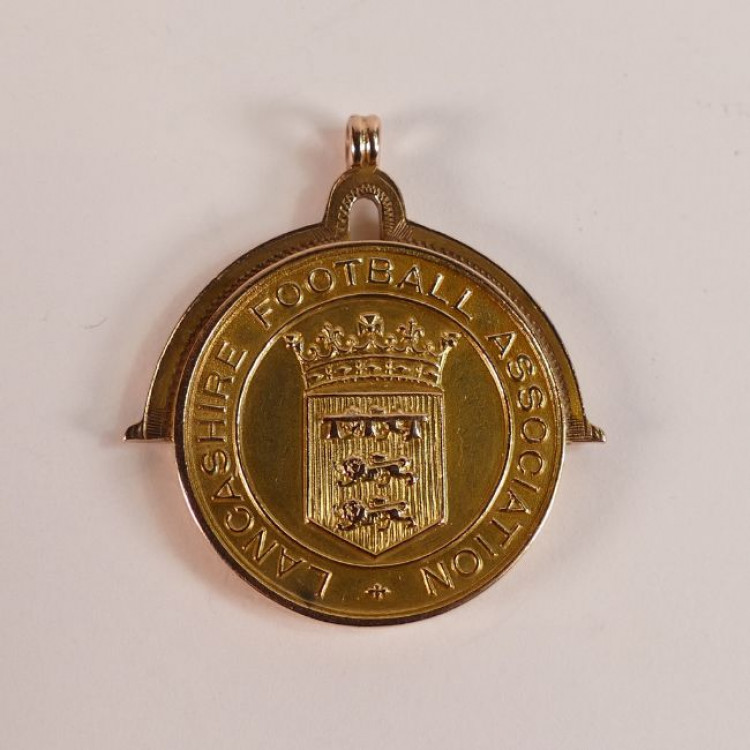 Veteran Ramblers' medal sold for £850 at a recent auction. (Photo: Potteries Auctions)