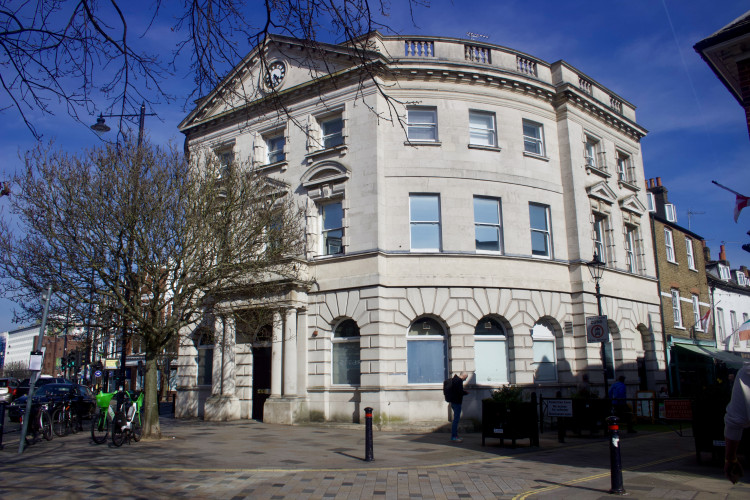 School of Rock's plan to install signage at the former Barclays Bank building in Twickenham approved (credit: Cesar Medina).