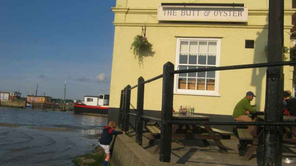 Pin Mill's famous Butt & Oyster