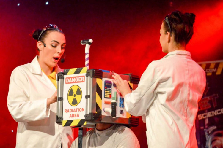 TOP SECRET – The Magic of Science TOP SECRET – The Magic of Science