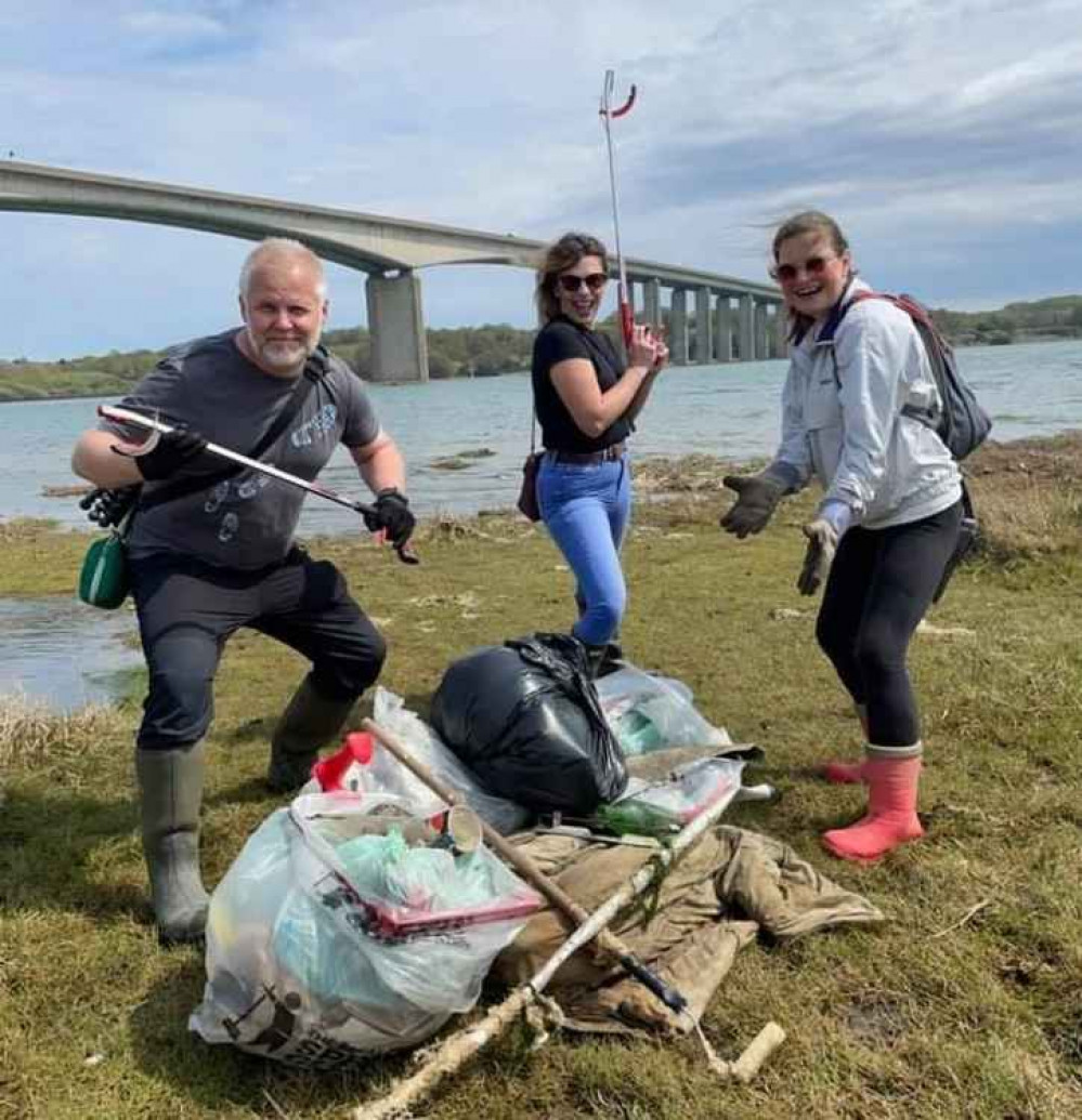 Peninsula beach clean up volunteers; Jason Alexander, Lauren Hammond and Sara Pearson