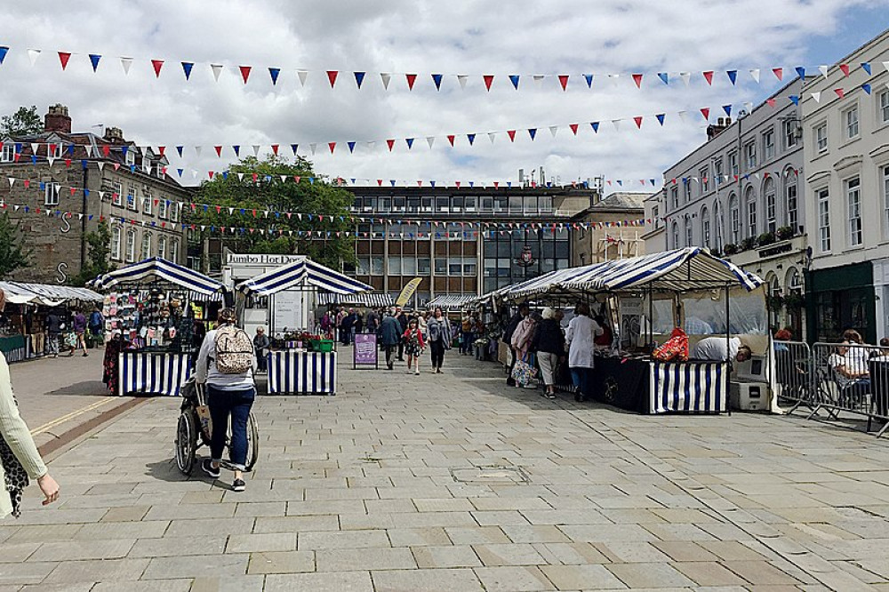 Stalls are open 2pm to 7pm Stalls are open 2pm to 7pm