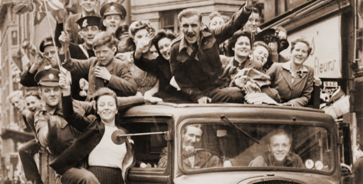 Celebrate VE Day in Shepton with live music, classic cars, 1940s outfits and a beacon lighting.
