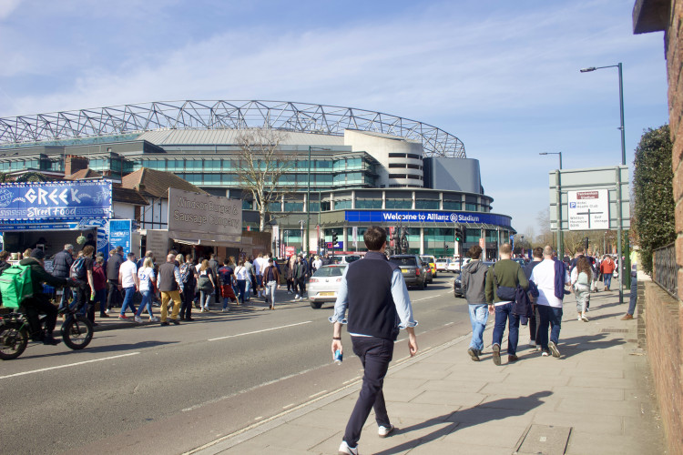 RFU CEO Bill Sweeney denies Chelsea FC's use of Allianz Stadium amid Stamford Bridge redevelopment (credit: Cesar Medina).