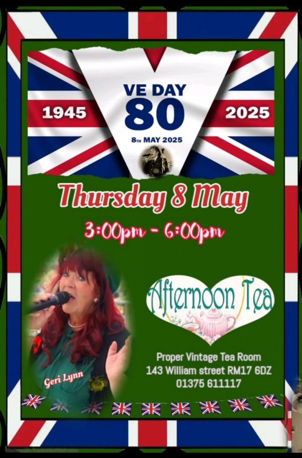 Geri sings at Vintage Tea Rooms Geri sings at Vintage Tea Rooms
