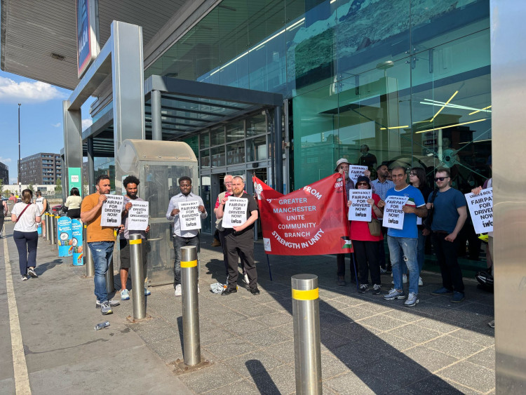 The taxi licensing system is demonstrably a broken system - Greater Manchester Mayor Andy Burnham has said (Image - LDRS)