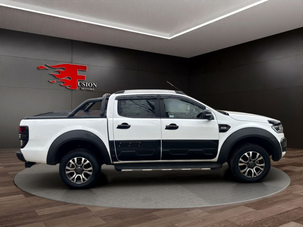 FORD RANGER 3.2 TDCi Wildtrak Pickup Double Cab 4dr Diesel Auto 4WD Euro 5 (200 ps) FORD RANGER 3.2 TDCi Wildtrak Pickup Double Cab 4dr Diesel Auto 4WD Euro 5 (200 ps)