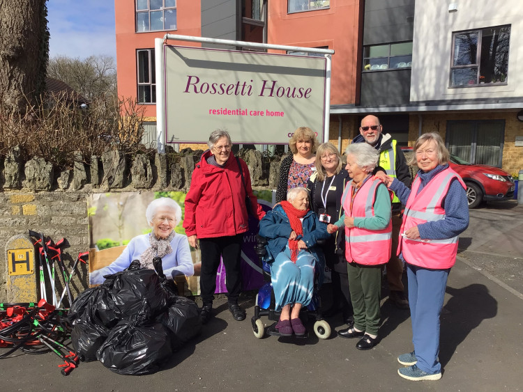 Rossetti House residents join forces with local children for litter picking