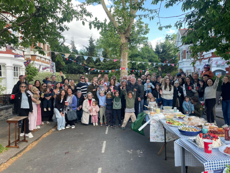 Defoe Avenue organised a community feast for neighbours to enjoy. (credit: Lucy Blackmur)
