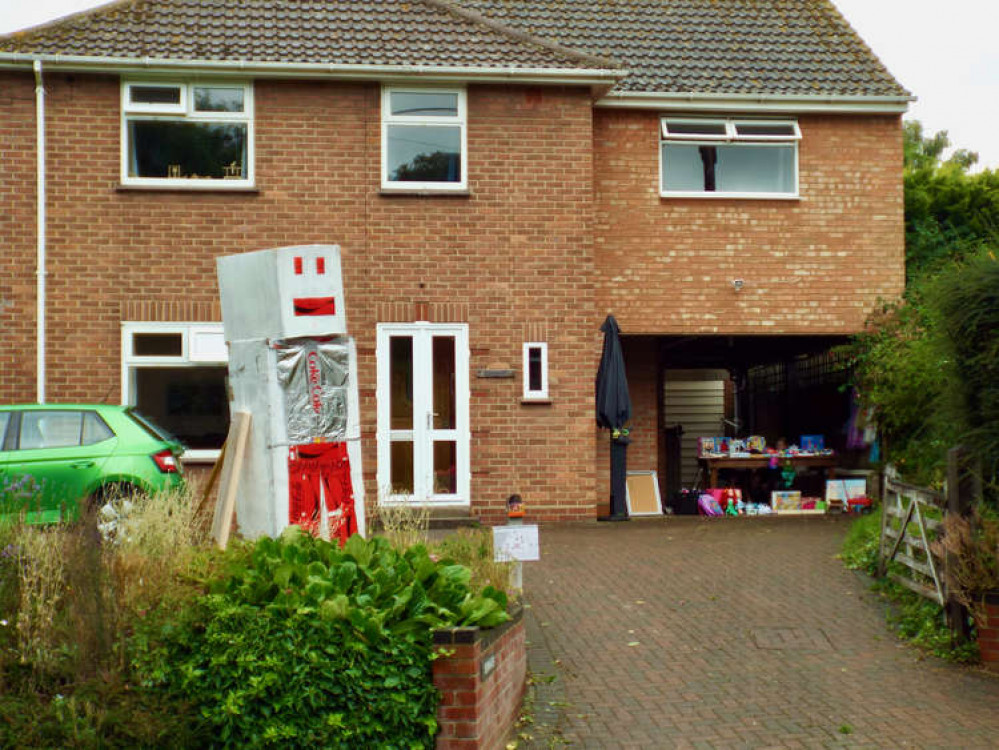 This huge robot can be found on Bristol Hill