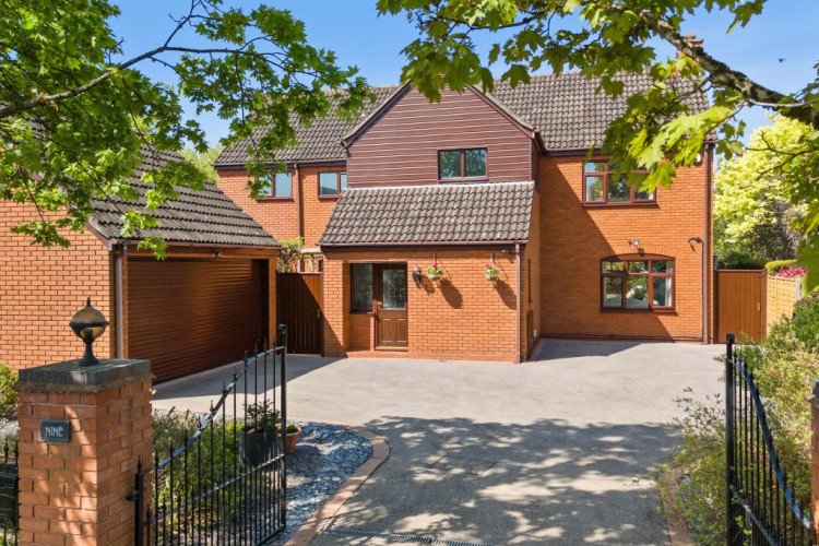 This week we have looked at a four-bedroom detached home on Whitefield Close for £800,000.