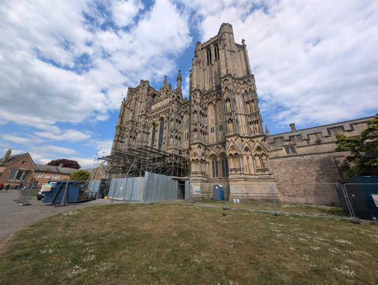 Specialist teams begin months-long conservation project to clean and repair iconic medieval façade. (Photo: Wells Cathedral) 